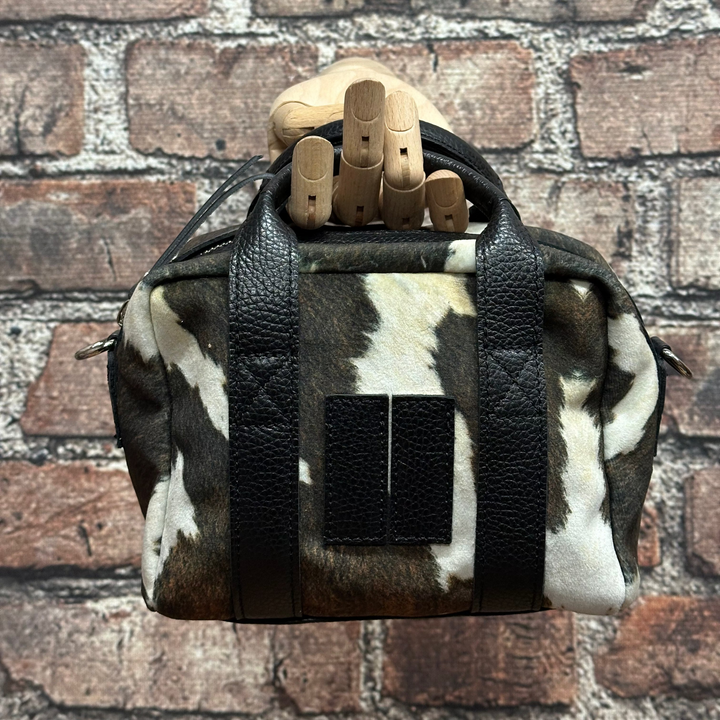 【MANIKOMIO DSGN】BB / VELVET MUCCA PEZZATA