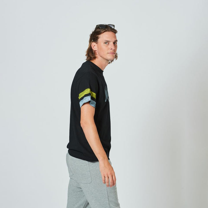 【MA2415】ACANTHUS x muta MARINE　ハンドペイントラインTシャツ / BLACK