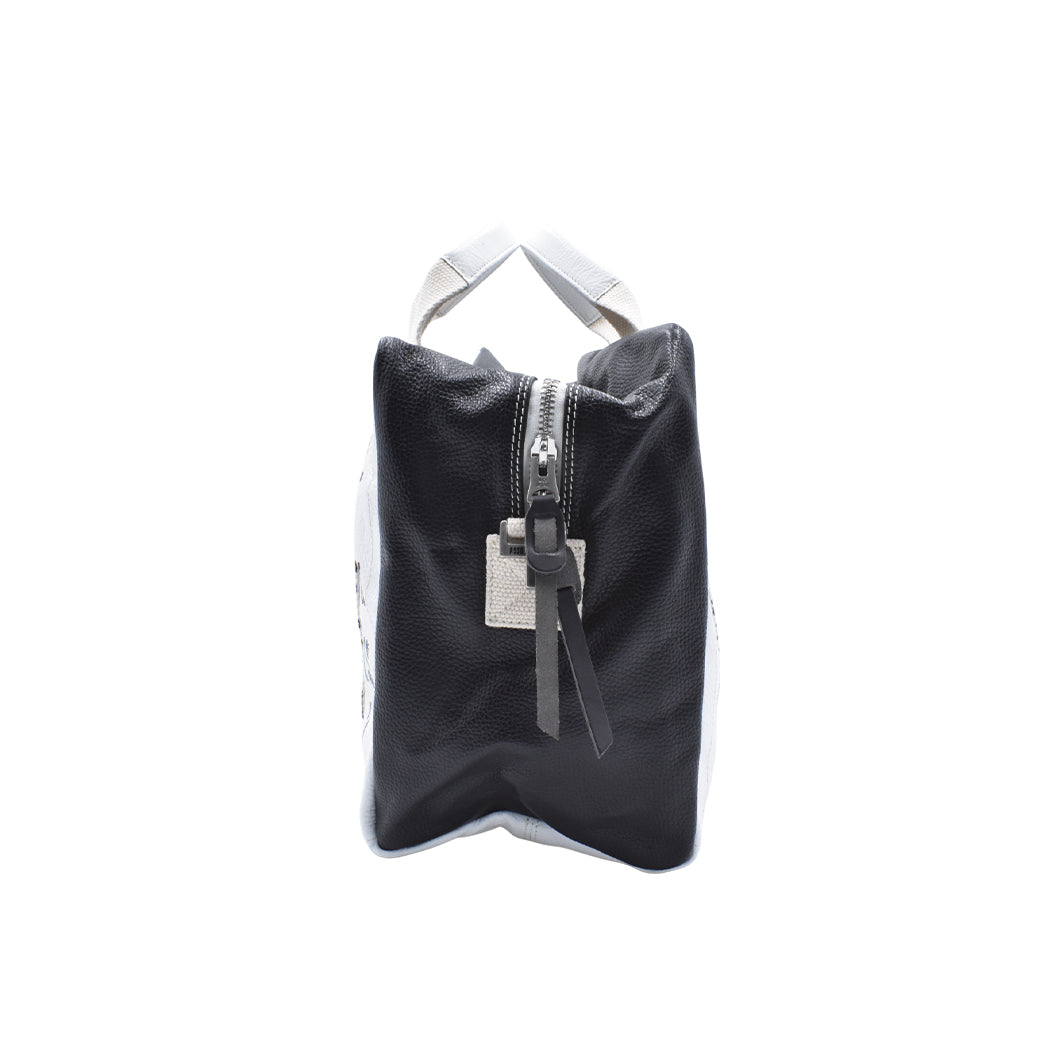 【MANIKOMIO DSGN】"38" / GENUINE LEATHER WHITE/BLACK