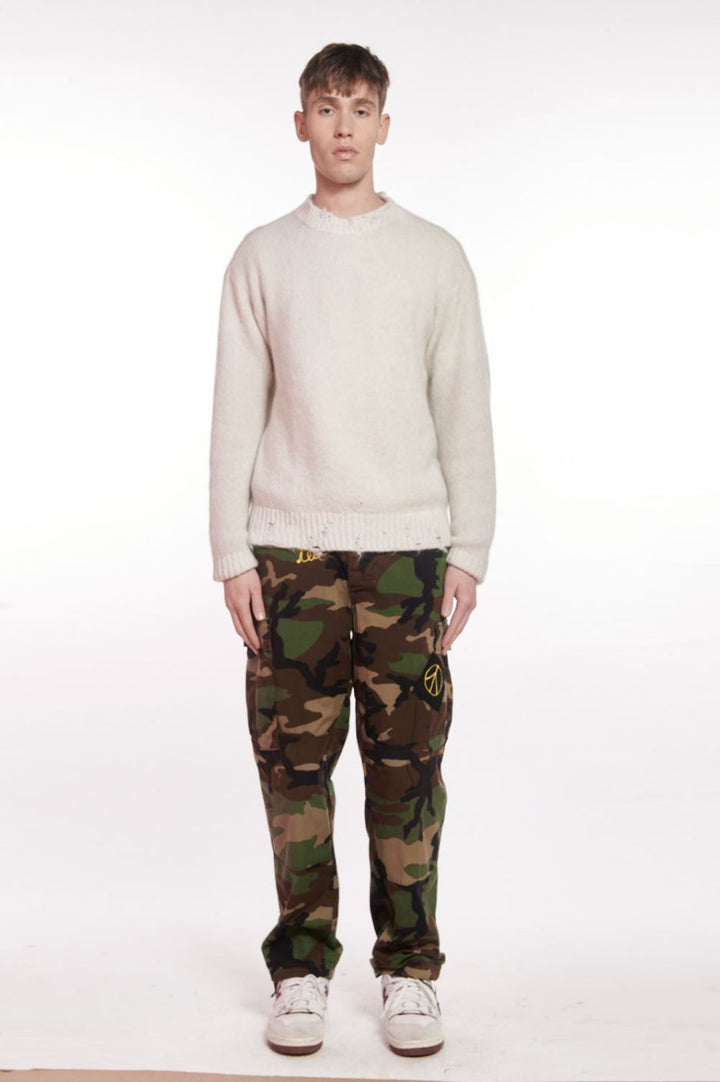 [FRONT STREET 8] Embroidered and Patched Cargo Pants 30275/L (PANTS) 