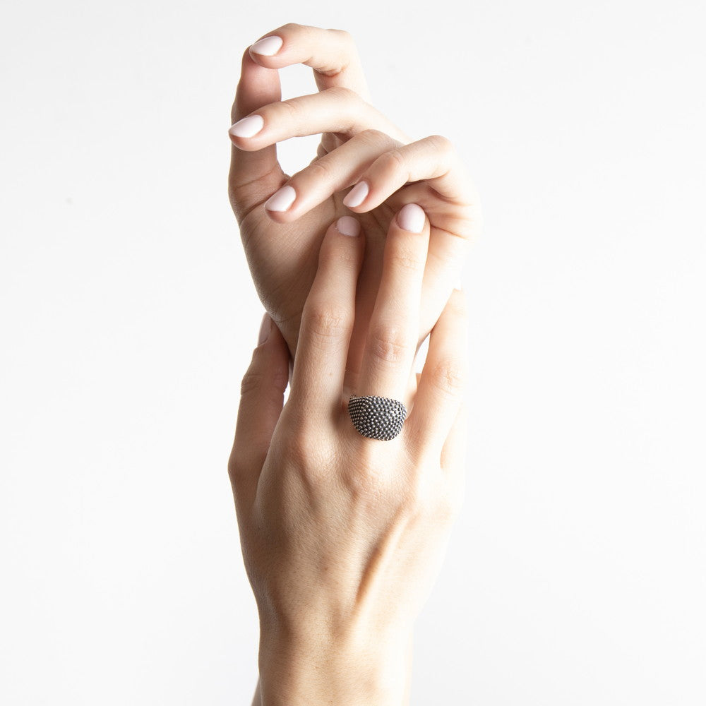 OUTLET】NOVE25 【N25ANE00061】DOTTED SQUARE SIGNET RING – Zen Style