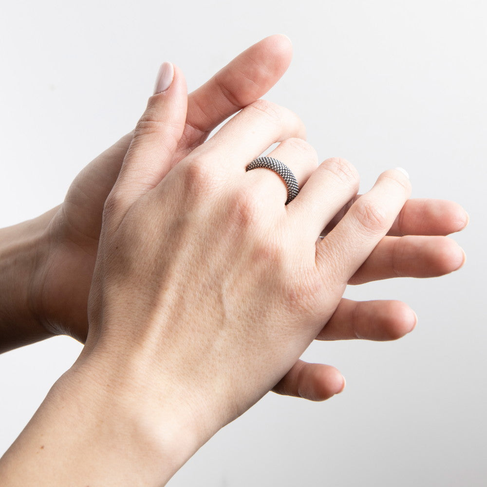 [N25ANE00116]DOTTED FINE RING 