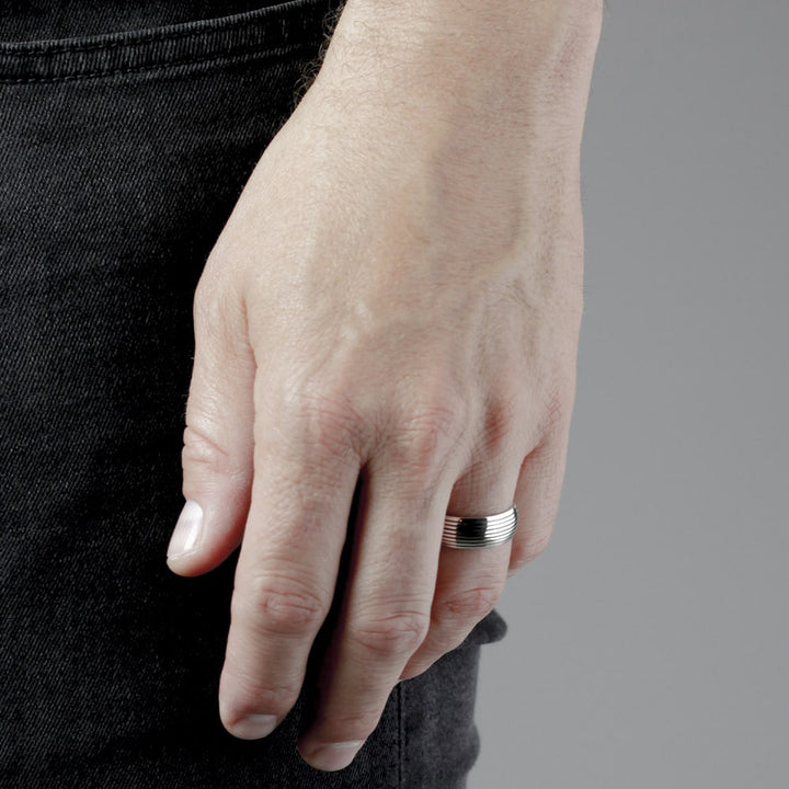 [N25ANE00118] STRIPED BAND RING 