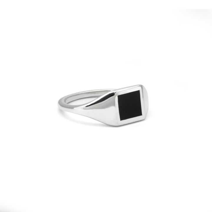 [N25ANE00427] SQUARE BLACK ENAMEL SIGNET PINKY RING 