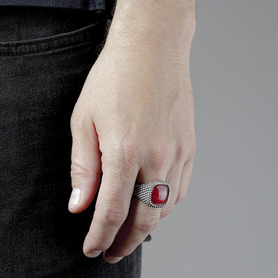 【N25ANEPB073】CORUNDUM DOTTED SQUARE SIGNET RING