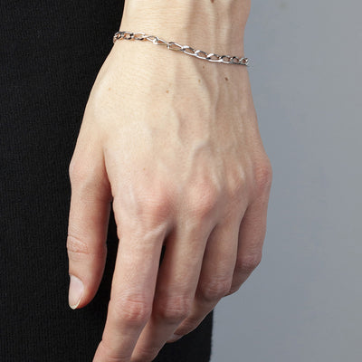 【N25BRA00331】LONG CURB CHAIN BRACELET / POLISHED RHODIUM PLATED